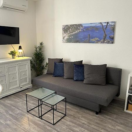 Studio Meuble Bord De Mer Bormes-les-Mimosas Bagian luar foto